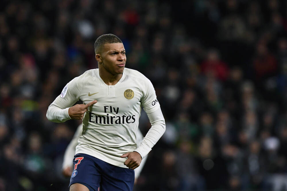 快船四连胜继续北伐! 小卡55+11生涯夜主场高呼MVP 哈登28+7也闪耀